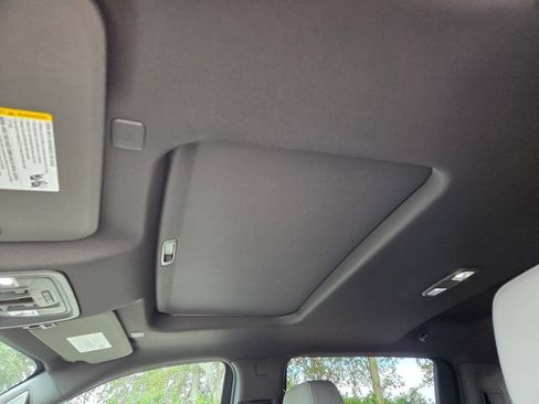 New 2026 Chevrolet Silverado 1500 LTZ w/ LTZ Premium Package AWD/4WD image 24