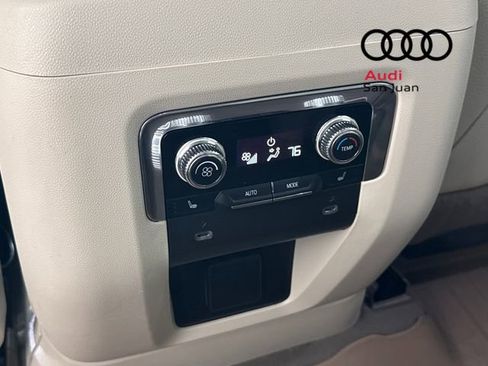 Used 2022 GMC Yukon XL Denali image 41