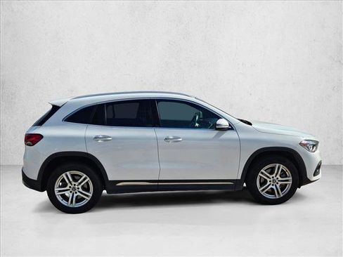 Used 2022 Mercedes-Benz GLA 250 4MATIC image 4