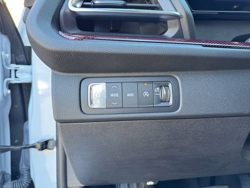 Used 2026 Chevrolet Traverse RS w/ LPO, Floor Liner Package AWD/4WD image 23