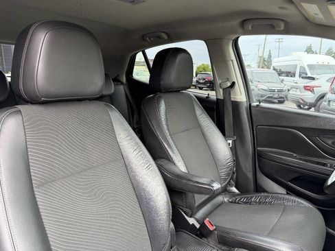 Used 2014 Buick Encore FWD image 9