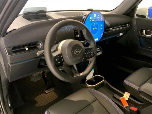 New 2026 MINI Cooper 4-Door Hardtop image 4