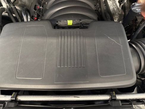 Used 2023 Chevrolet Silverado 1500 High Country w/ Z71 Off-Road Package AWD/4WD image 32