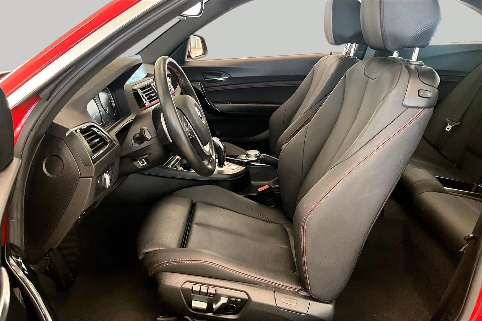 Used 2021 BMW 230i Coupe w/ Convenience Package RWD image 7