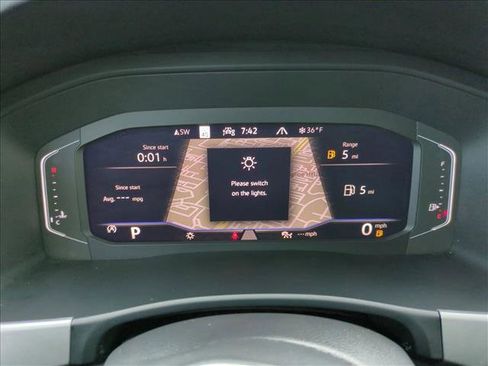 Used 2022 Volkswagen Atlas SEL R-Line image 11