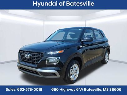 Used 2025 Hyundai Venue SE