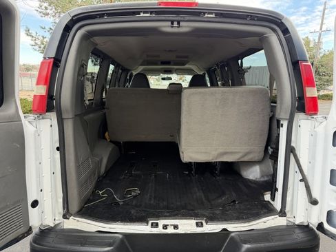 Used 2012 Chevrolet Express 2500 LS image 25