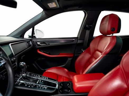 Used 2021 Porsche Macan GTS image 60