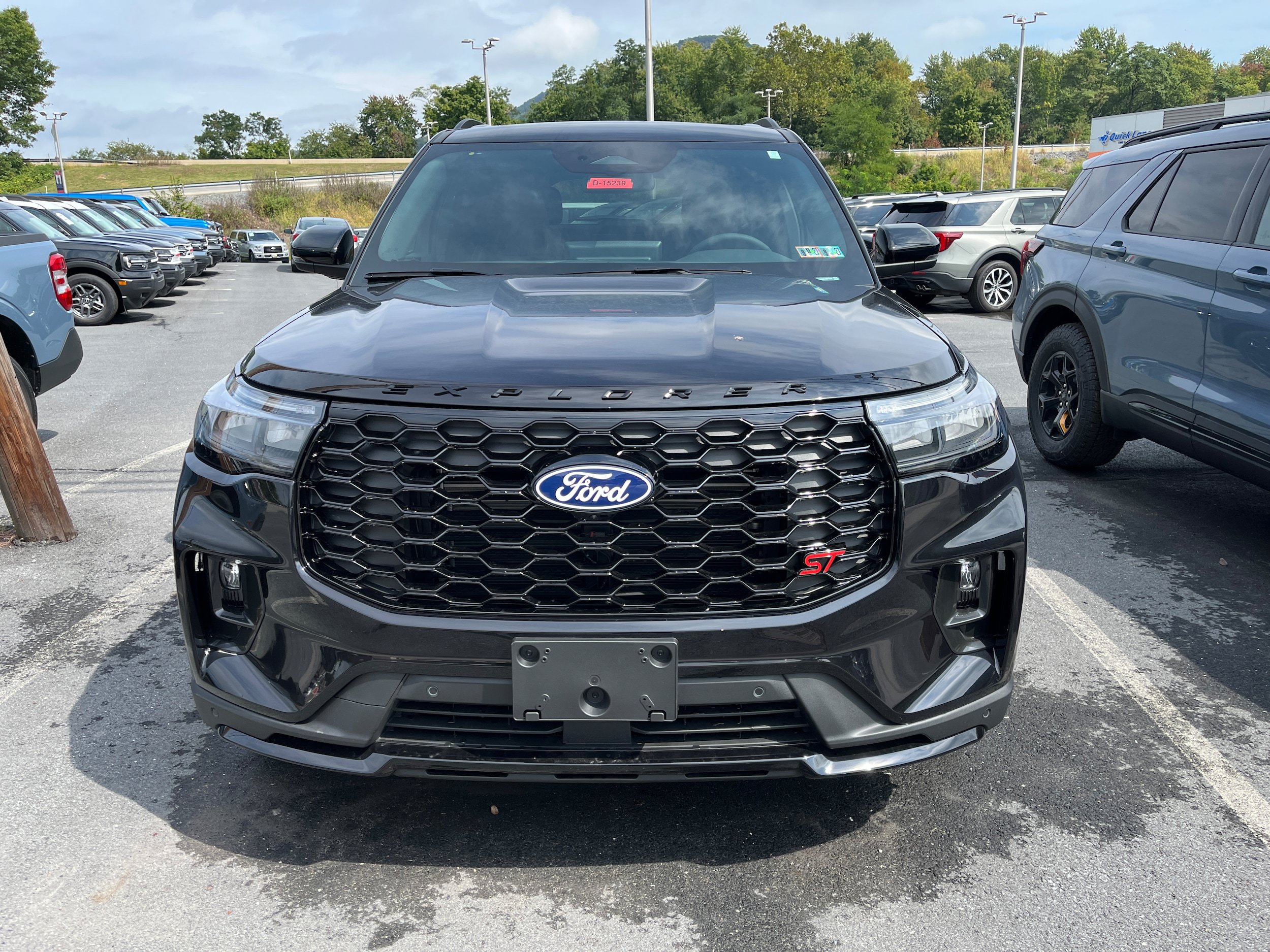 New 2027 Ford Explorer ST w/ Sun And Sound Package AWD/4WD image 3