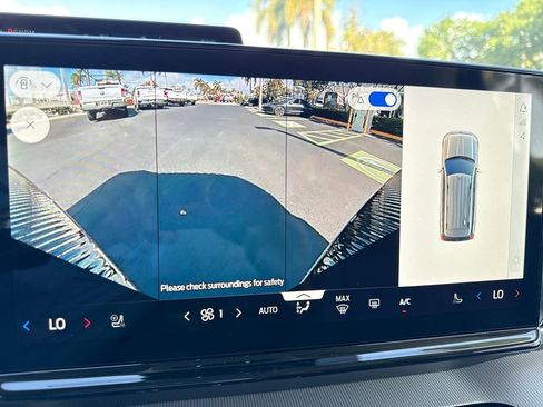 New 2026 Ford Expedition Active image 27