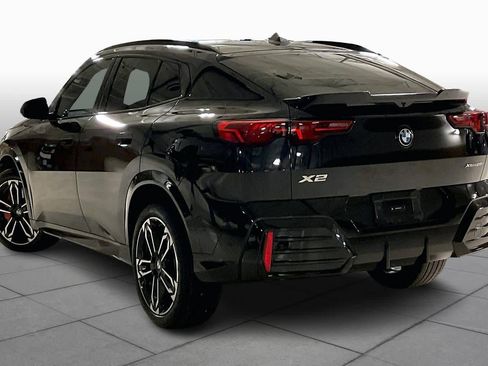 Certified 2025 BMW X2 xDrive28i w/ Technology Package image 12