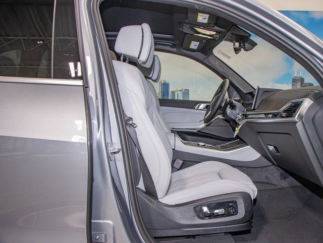 Used 2026 BMW X5 xDrive40i w/ Climate Comfort Package AWD/4WD image 21