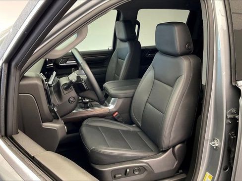 Used 2024 GMC Sierra 1500 SLT w/ SLT Premium Plus Package image 17