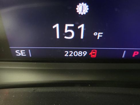 Used 2022 Cadillac XT5 Luxury FWD image 25