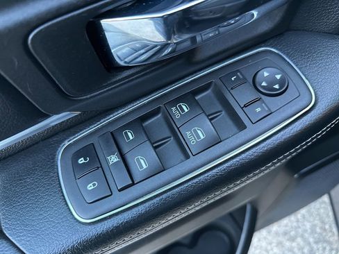 Used 2022 RAM 1500 Classic Warlock w/ Technology Package I image 16