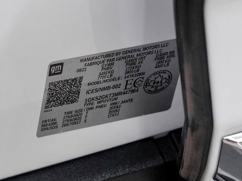 Used 2021 GMC Yukon XL SLT w/ Rear Media and Nav Package AWD/4WD image 72