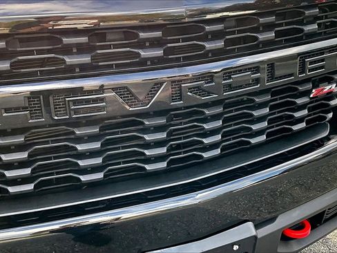 Certified 2022 Chevrolet Silverado 1500 Custom Trail Boss image 26