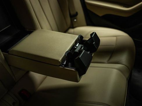 Used 2018 Audi A4 2.0T Ultra Premium Plus w/ Premium Plus Package image 12