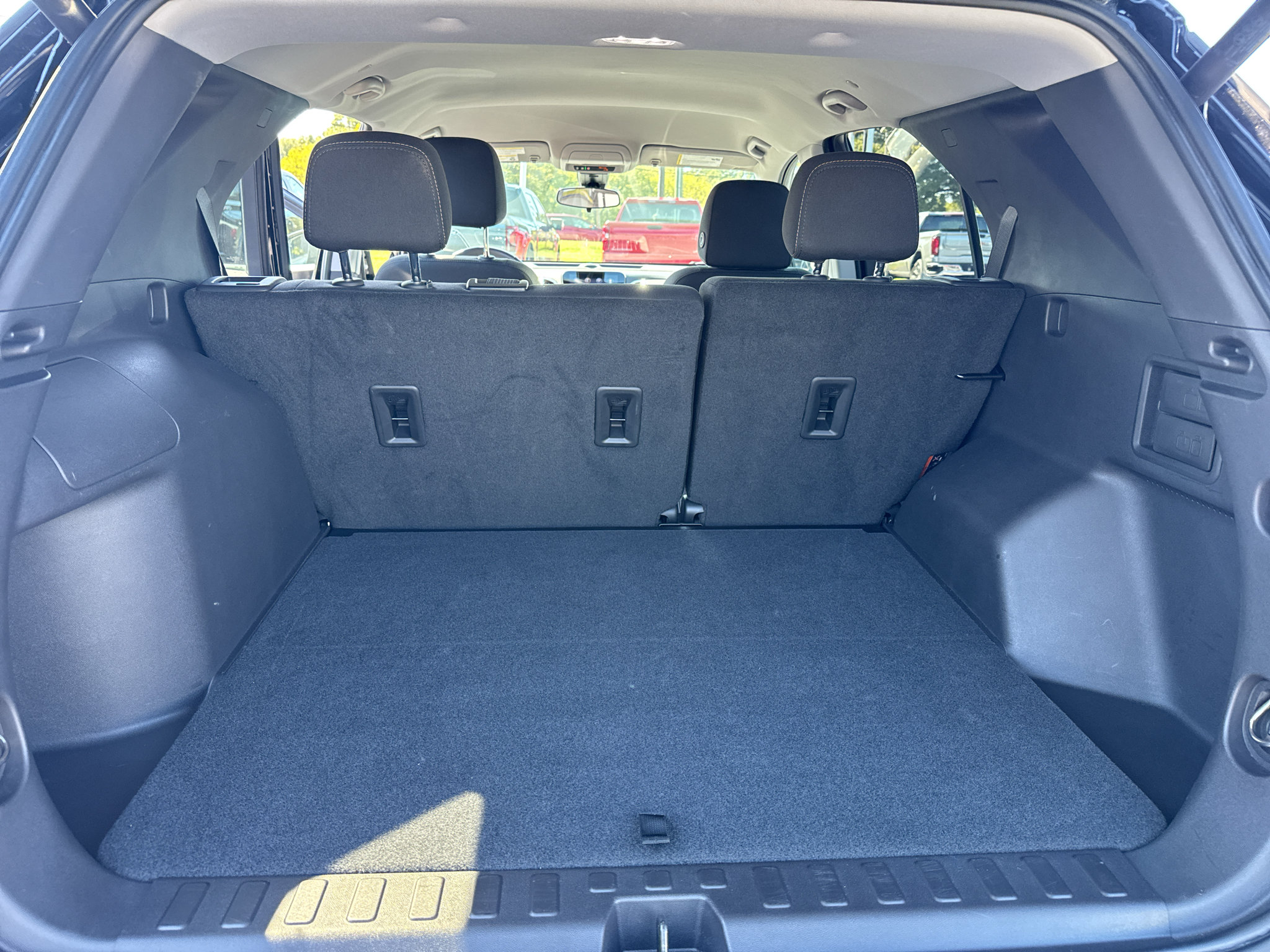 Used 2024 Chevrolet Equinox LT FWD image 18