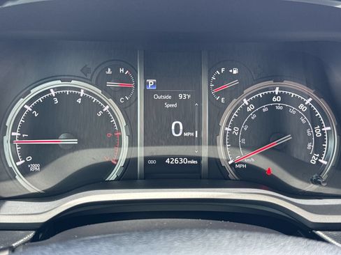 Used 2024 Toyota 4Runner TRD Pro AWD/4WD image 10