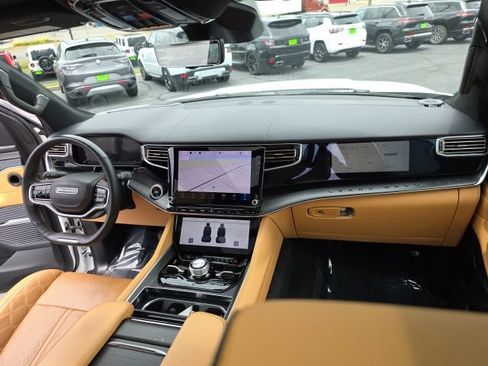 Used 2025 Jeep Grand Wagoneer L Series III w/ Rear Seat Video Group 1 AWD/4WD image 59