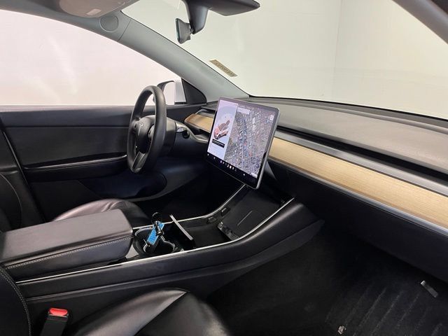 Used 2020 Tesla Model Y Long Range AWD/4WD image 11