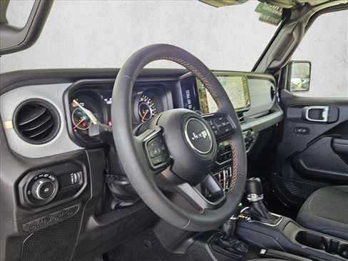 Used 2024 Jeep Wrangler Unlimited Sport AWD/4WD image 9