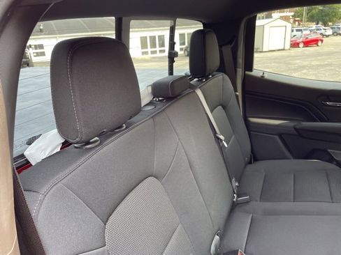 Used 2025 GMC Canyon Elevation image 33