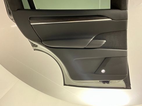 Used 2022 Tesla Model X image 26