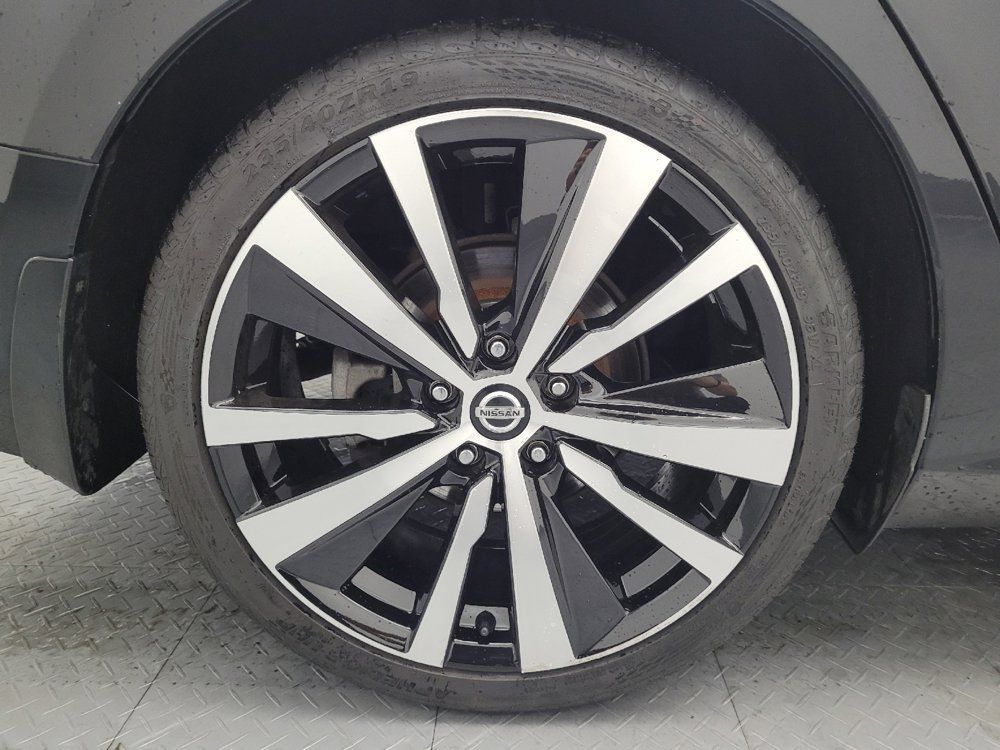 Used 2019 Nissan Altima 2.5 Platinum FWD image 31