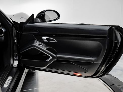 Used 2015 Porsche 911 Turbo image 80