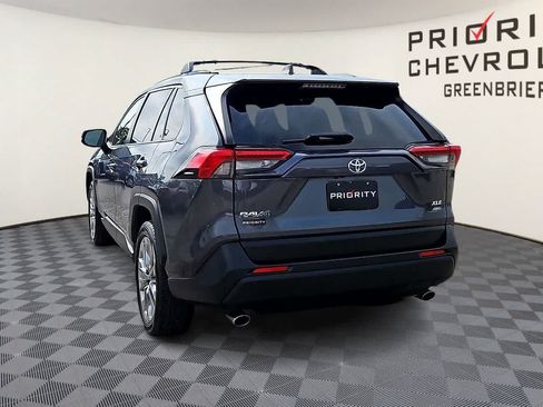 Used 2019 Toyota RAV4 XLE Premium w/ Cold Weather Package AWD/4WD image 7