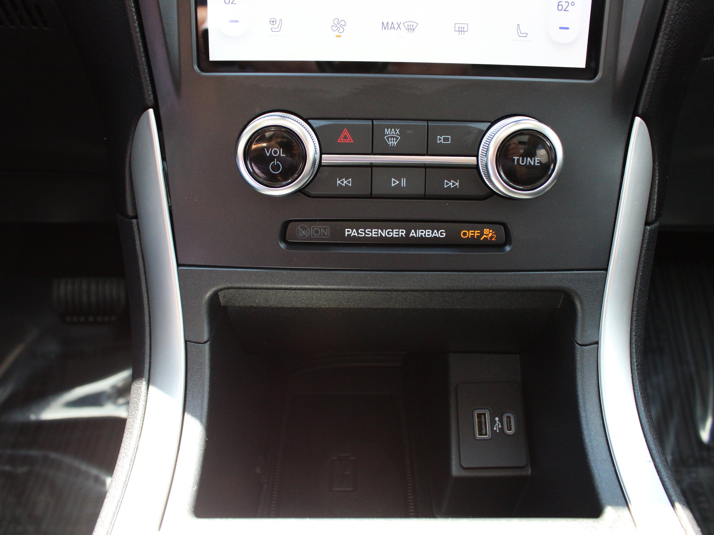 Used 2024 Ford Edge SEL w/ Convenience Package AWD/4WD image 27