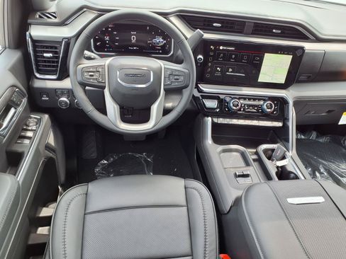 New 2026 GMC Sierra 2500 Denali w/ Denali Reserve Package AWD/4WD image 5