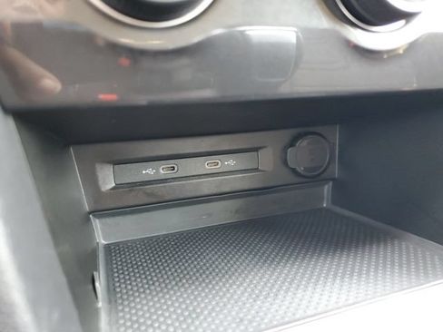 Certified 2024 Volkswagen Tiguan S FWD image 33