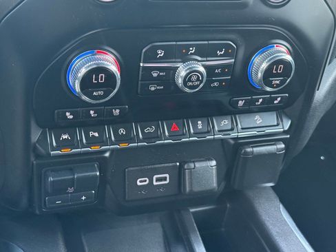 Used 2021 GMC Sierra 1500 AT4 w/ AT4 Value Package image 18