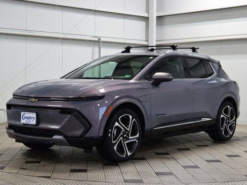 New 2026 Chevrolet Equinox EV LT w/ Active Safety Package 3 FWD image 3