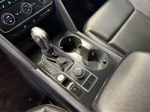 Used 2018 Volkswagen Atlas SE image 13