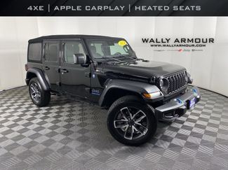 Used 2024 Jeep Wrangler Unlimited w/ Convenience Group AWD/4WD video 1