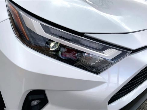 Used 2025 Toyota RAV4 XLE Premium image 23