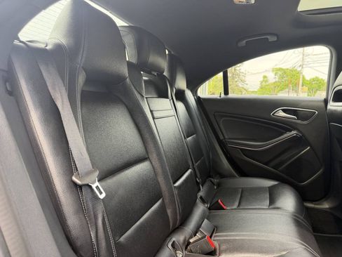 Used 2018 Mercedes-Benz CLA 250 4MATIC image 23