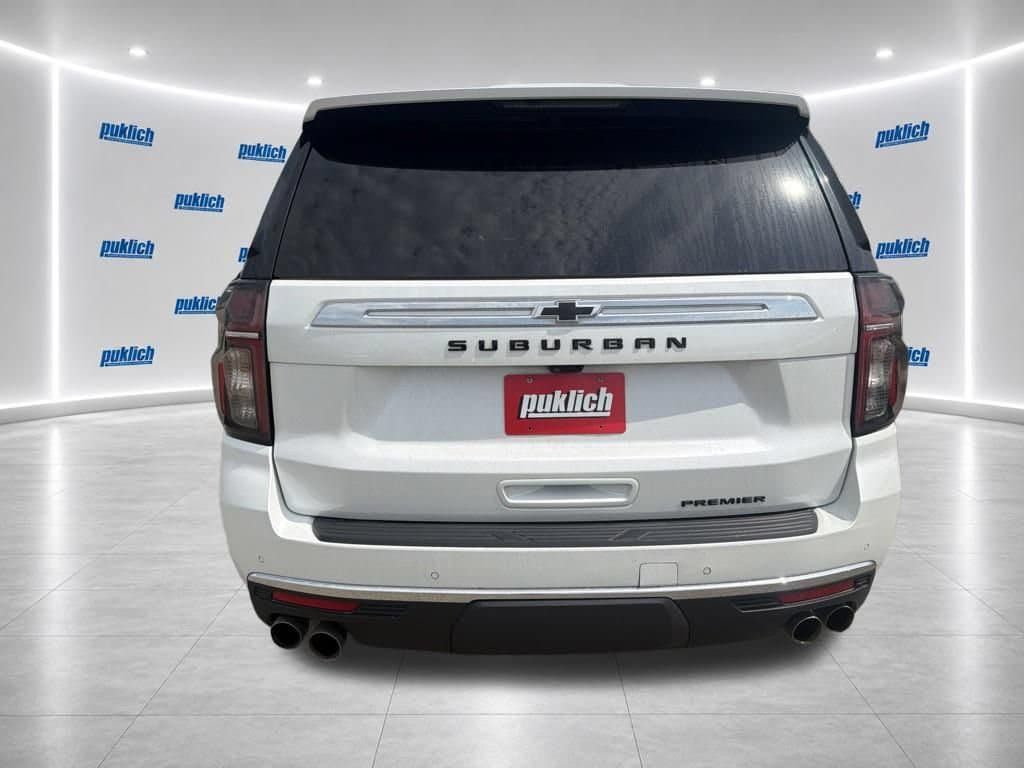 Certified 2023 Chevrolet Suburban Premier w/ Advanced Technology Package AWD/4WD image 6
