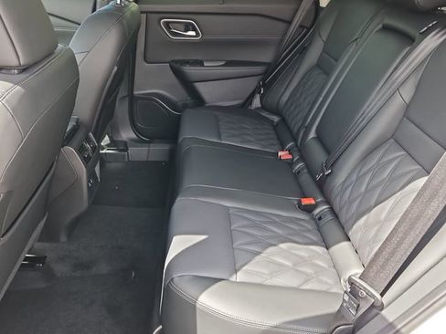 New 2026 Nissan Rogue Platinum AWD/4WD image 7