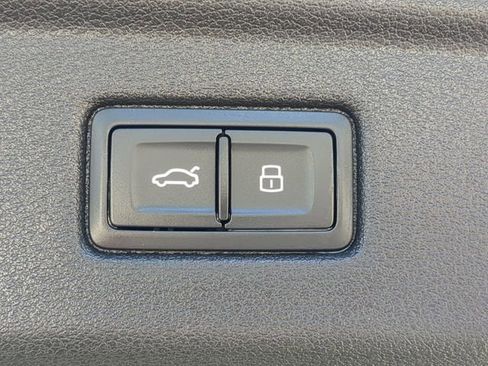 Used 2022 Audi A5 2.0T Premium Plus w/ Premium Plus image 10