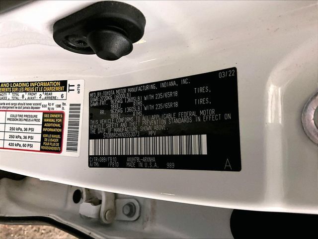 Used 2022 Toyota Highlander LE AWD/4WD image 33