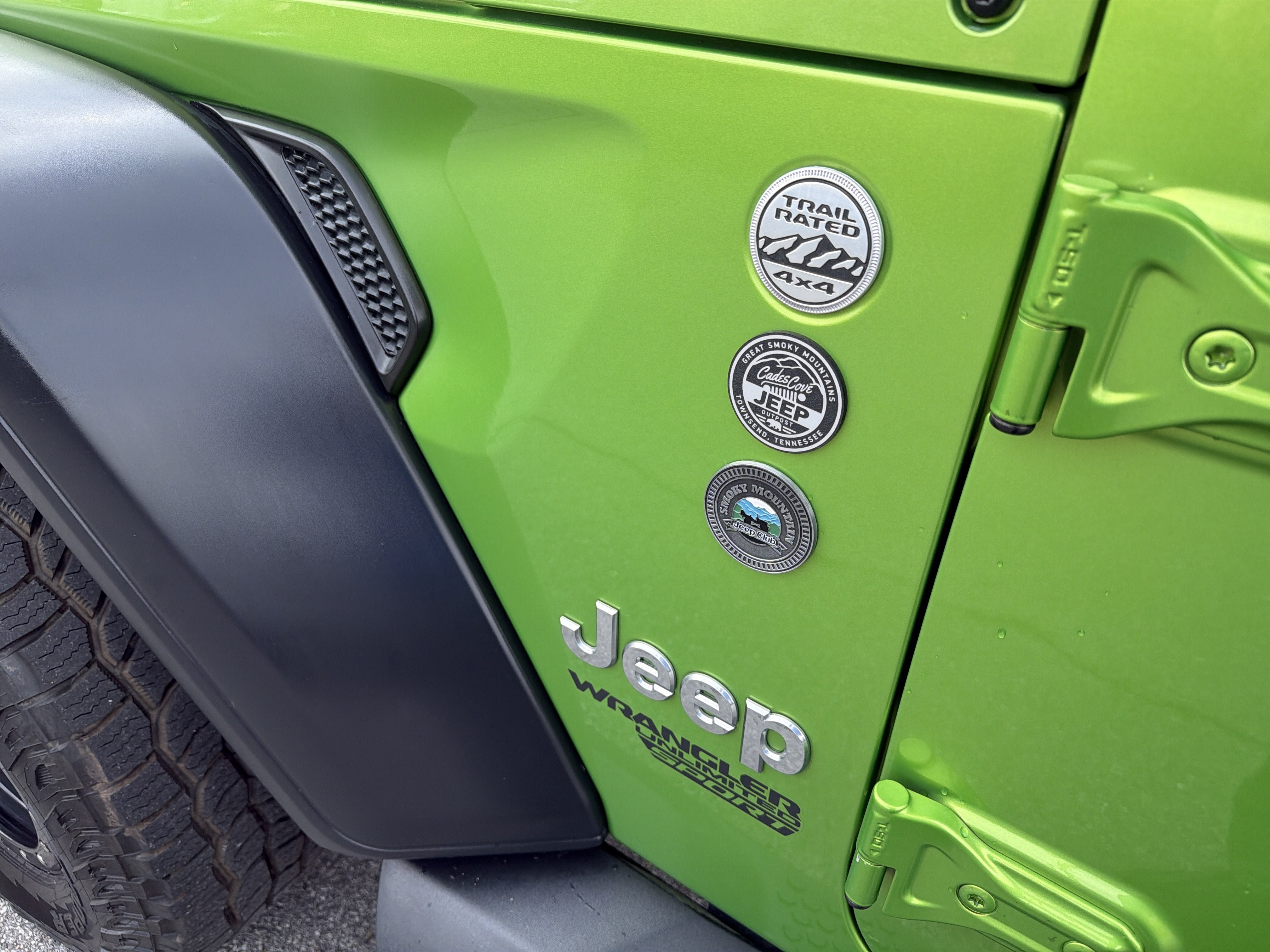 Used 2018 Jeep Wrangler Unlimited Sport S AWD/4WD image 12