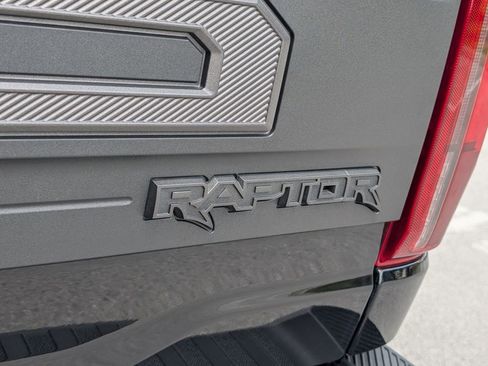 Used 2025 Ford F150 Raptor AWD/4WD image 32