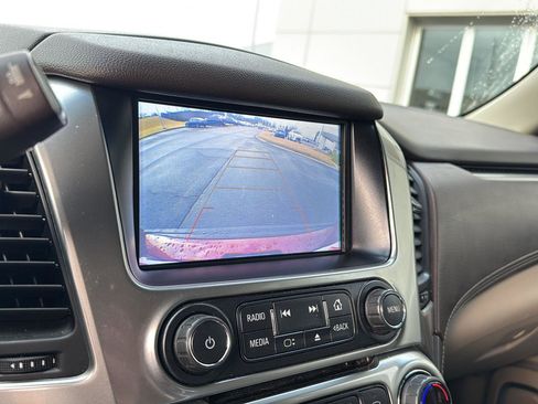 Used 2019 Chevrolet Tahoe LT w/ Luxury Package image 24