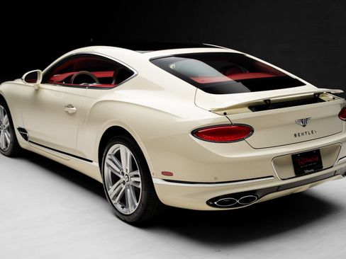 Used 2023 Bentley Continental GT Azure AWD/4WD image 23