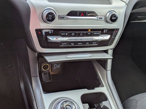 Certified 2021 Ford Explorer XLT image 20